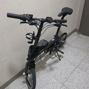 샤오미 치사이클 EF1 접이식 전기자전거 판매합니다. 이미지