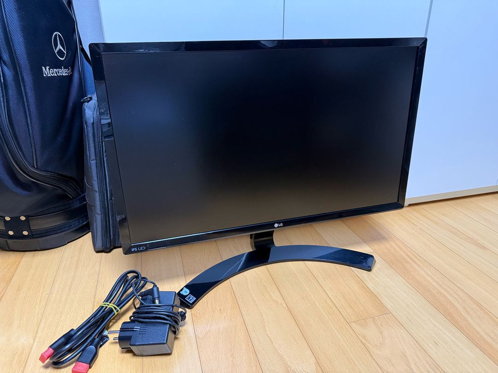 LG IPS 모니터 22인치 컴모니터 엘지모니터 웹디자인22인치사진구성패널깨끄개인입니다가까운곳은 2만원추가시 집 문 이미지