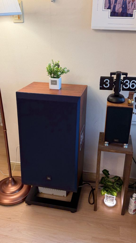 JBL L96 스피커 이미지