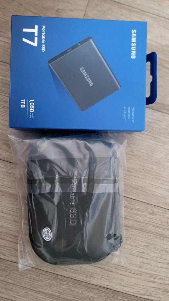 삼성 포터블 SSD T7 1TB 이미지