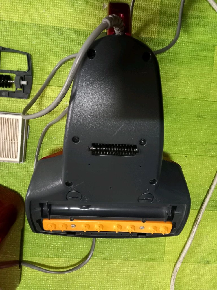 중고 LG 침구청소기 VH9001S 22200원 이미지
