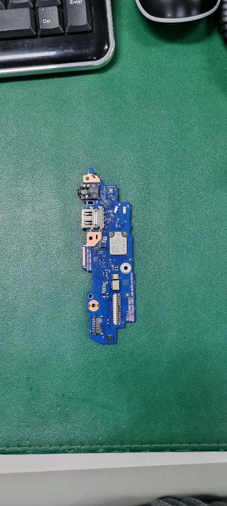 삼성 갤럭시북2 프로 NT951XED 모델의 서브보드 팝니다 이미지
