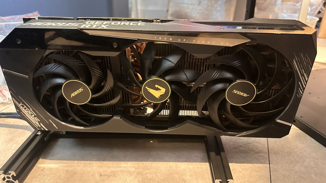 RTX3090 기가바이트 어로스 익스트림 팝니다 이미지