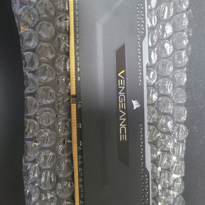 DDR4 16g 3600 커세어 램 이미지
