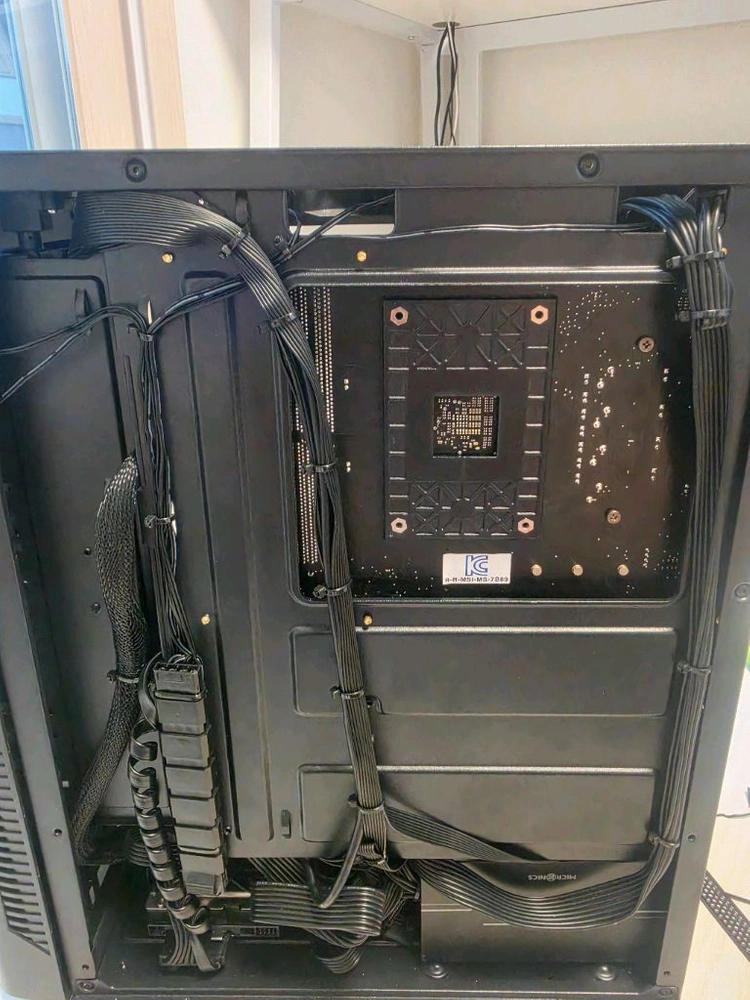 라이젠 5600X + 3060ti 고성능 게이밍PC 판매합니다! 이미지
