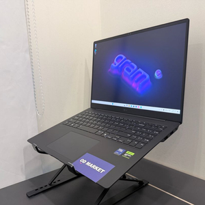 LG 그램 게이밍 노트북(RTX5050,16인치,울트라7) 이미지