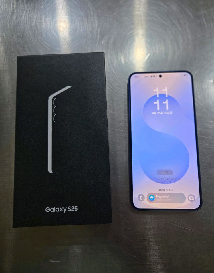 갤럭시 S25 풀박스 256G 팝니다 이미지