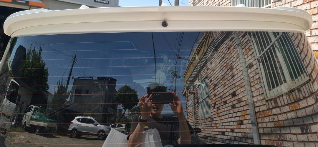 레이 스포일러 9만원 팝니다 이미지
