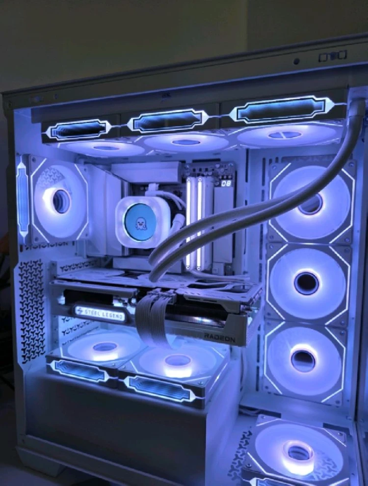 7800X3D 9070XT 화이트PC - 안심되는 중고거래