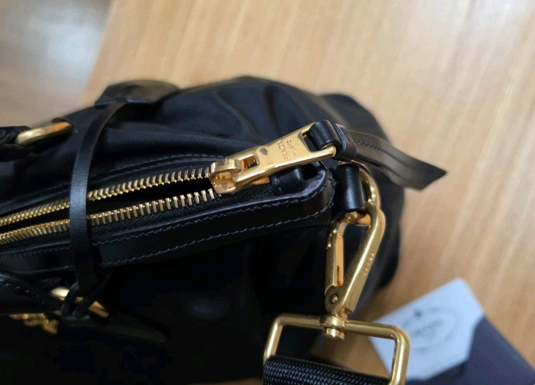 프라다 정품 나일론 탑 핸들백 블랙ㅇ 이미지