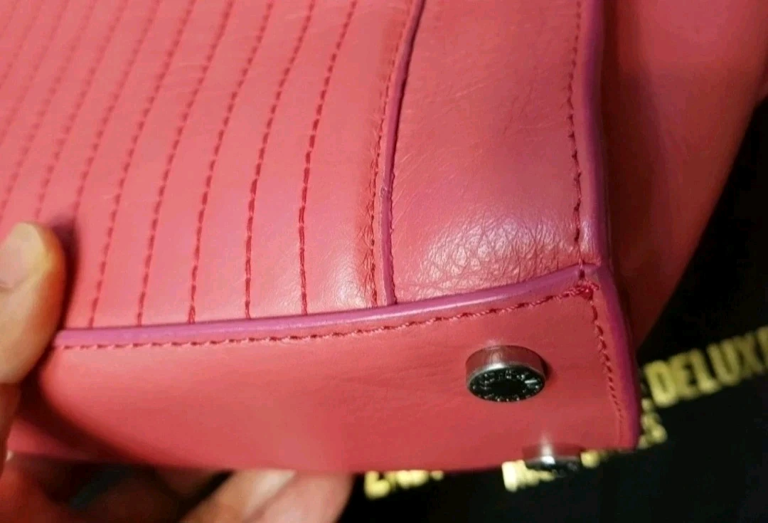 Zadig & Voltaire 핑크 가죽 토트백 이미지