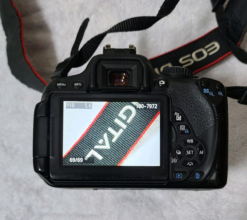 캐논 EOS 650D DSLR 카메라 와 18-55 렌즈 팝니다. 이미지