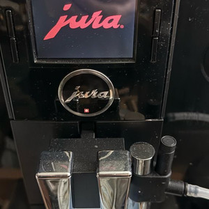 JURA impressa F8 유리 커피머신 이미지