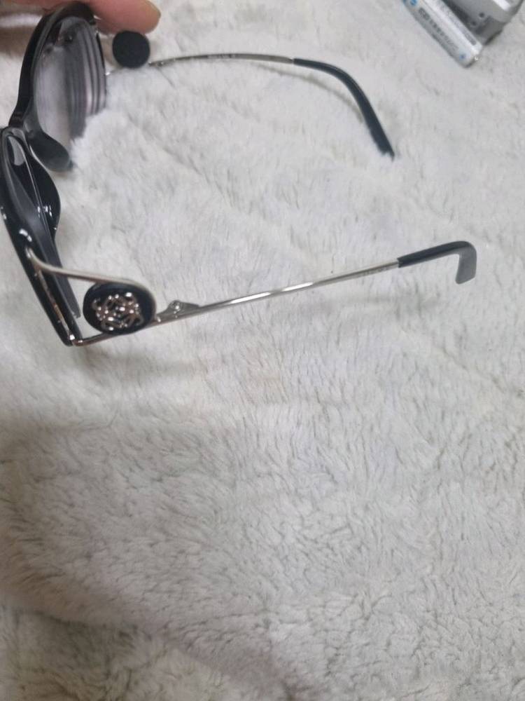 로에베 선글라스 안경테 이미지