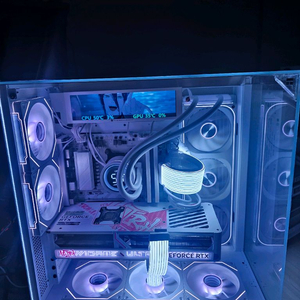인텔 울트라9 285K RTX5080 신품PC 팝니다 이미지