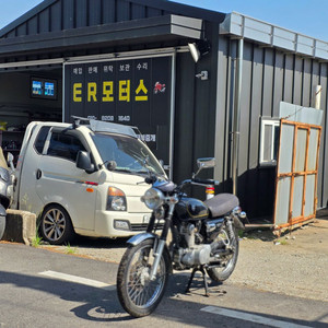 SYM 울프125 이미지