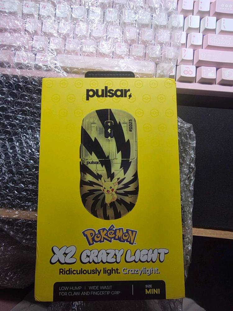 펄사 x2 crazylight 피카츄에디션 이미지