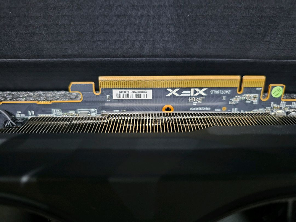 XFX 라데온 RX 9070XT SWIFT 이미지