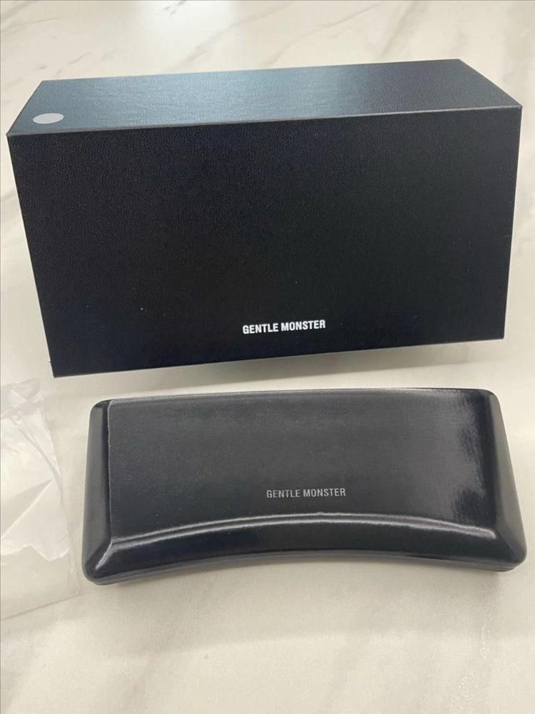 젠틀몬스터 카멜레온 M01 선글라스 블랙 이미지