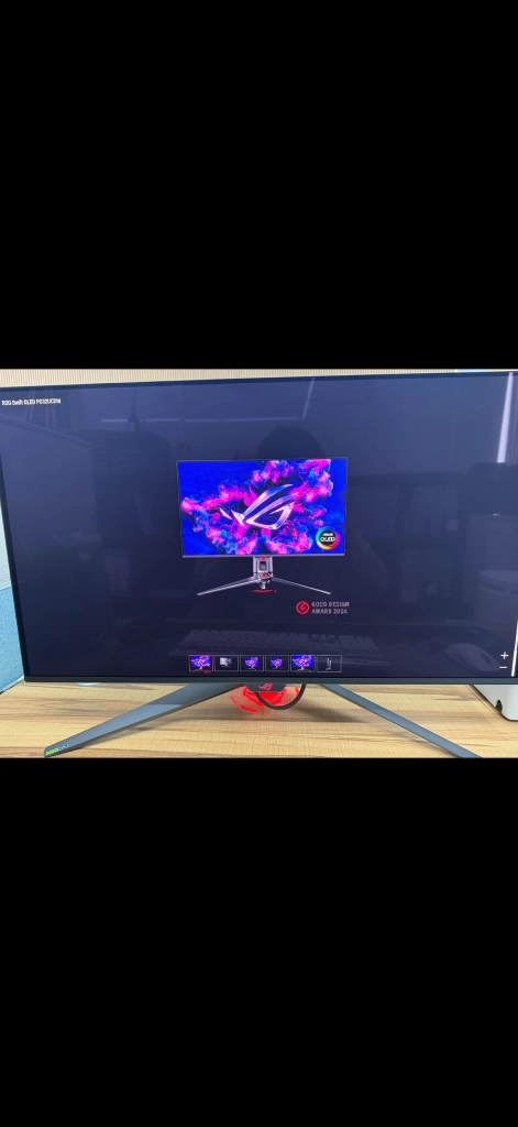 ASUS ROG OLED PG32UCDM 모니터 이미지