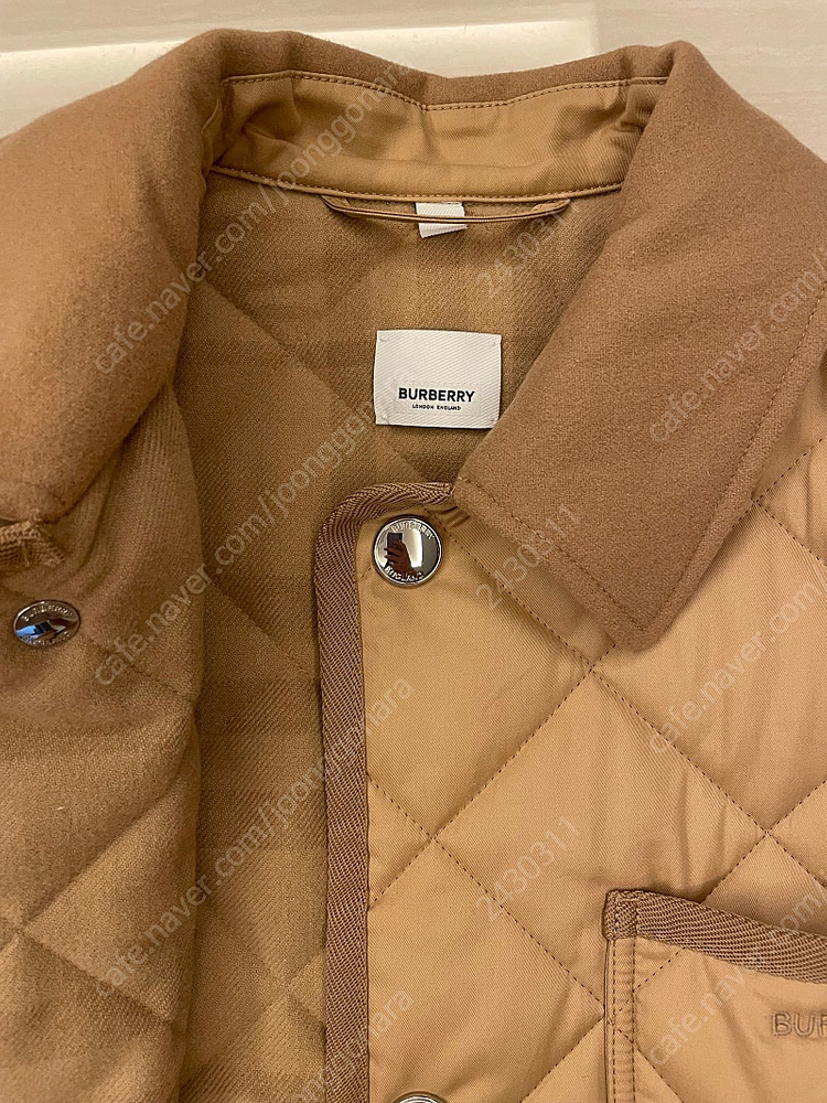 BURBERRY 버버리 다이아몬드 퀼팅 로고 남성 자켓 23SS 8058116 판매 이미지