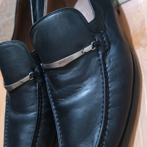 정품 발리(BALLY) 남성 가죽 로퍼 (265~270)내용:스위스 명품 브랜드 발리(BALLY) 정품 남성 로퍼입 이미지