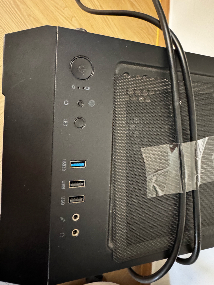 X79M 서버/작업용 본체 부품용 판매합니다. 이미지