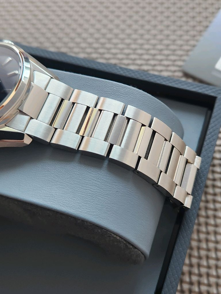 태그호이어 까레라 데이데이트 오토매틱 블루 41mm 이미지