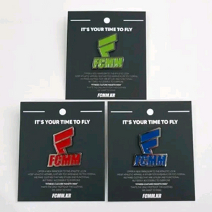 에프씨엠엠(FCMM) 로고 핀 뱃지 3종 일괄 뺏지 배지 수집 이미지