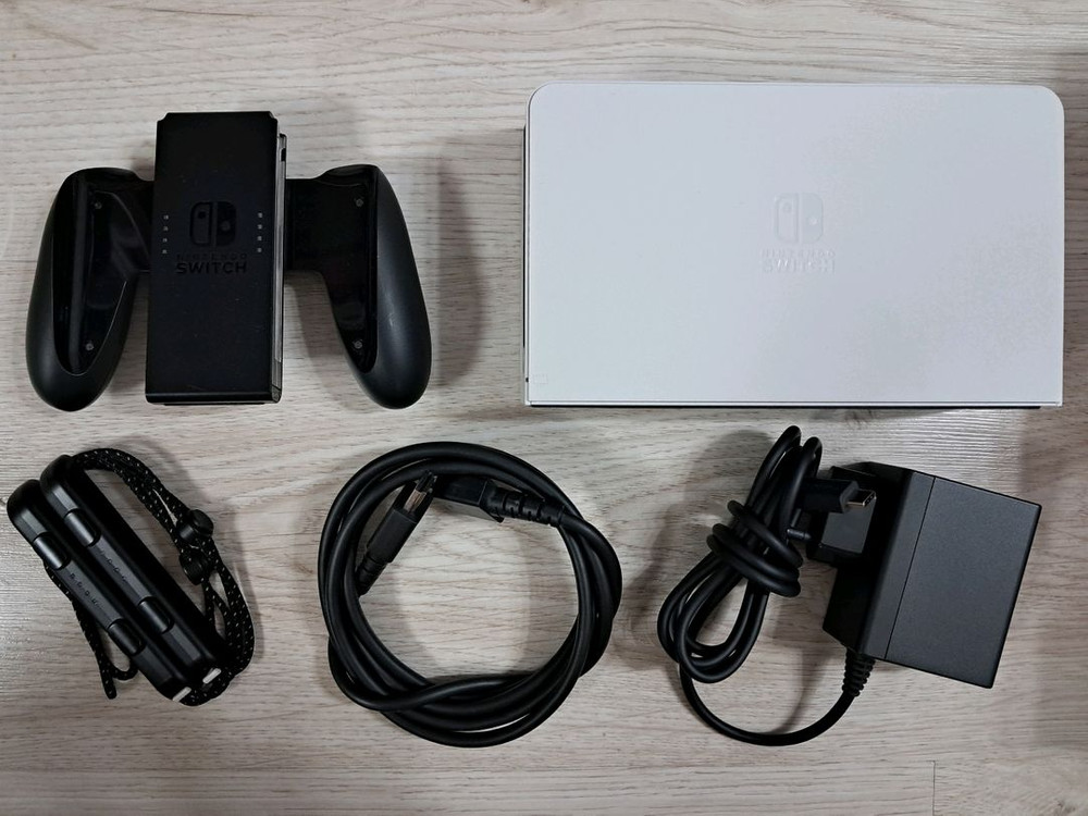 닌텐도 스위치 oled A+급 풀박스 + 파우치 이미지