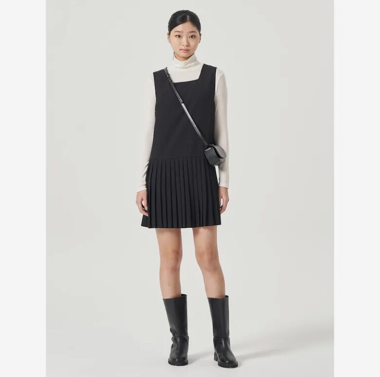 에잇세컨즈 밑단 플리츠 미니 원피스 블랙 s 이미지
