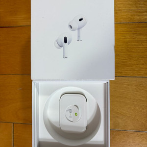 에어팟 프로 2세대 MagSafe 맥세이프 박스 (이어팁 포함) 이미지