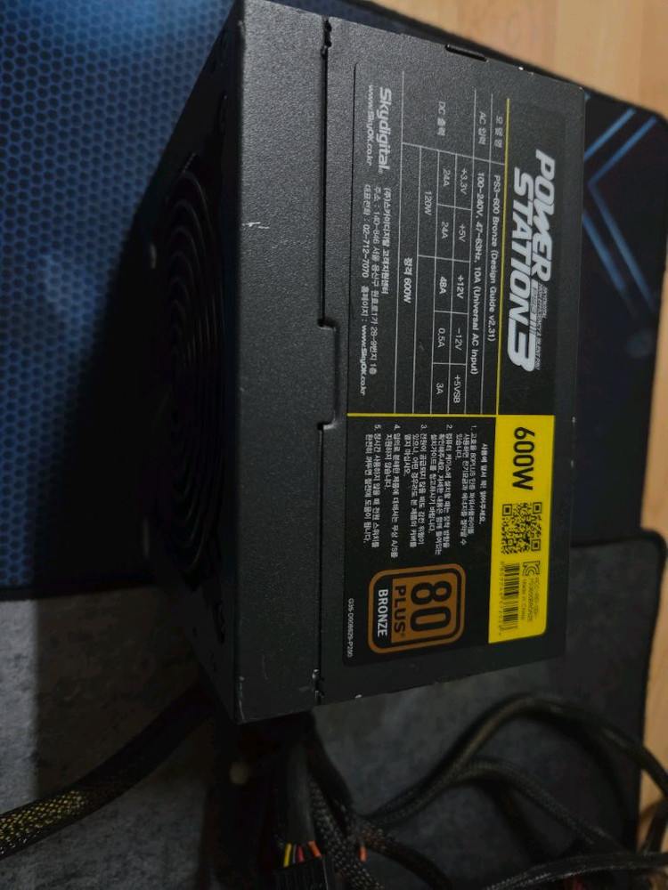 파워스테이션3 정격 브론즈600W 파워서플라이 이미지