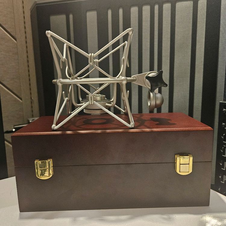 MACFIVE U87AI 복각 마이크 이미지