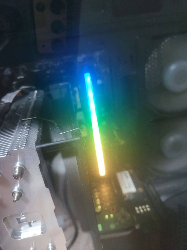 DDR4 16g 3600 커세어 램 이미지