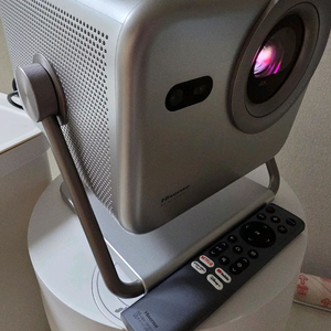 하이센스 M2 Pro 4K 빔 프로젝트 이미지