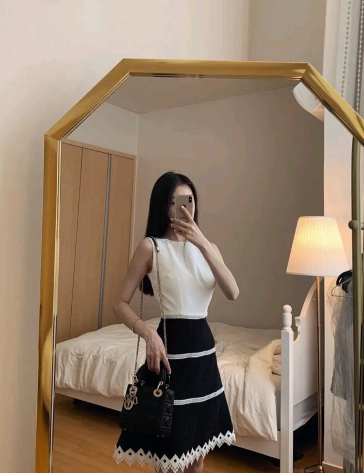 아일렛 플레어 드레스 원피스 하객룩 소개팅룩(S) 이미지