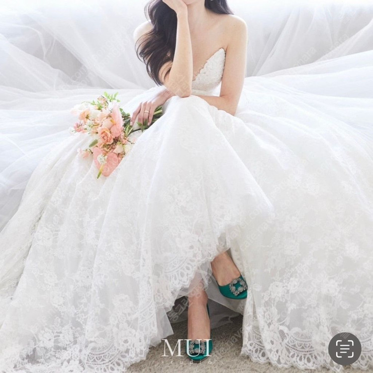 마놀로블라닉 한기시 그린 7cm(웨딩슈즈 착용상품) 이미지