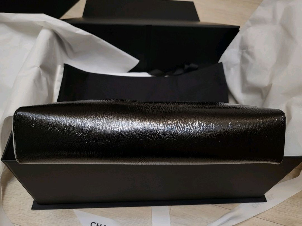 샤넬 31백 미니 쇼핑백 블랙 유광 샤이니 카프스킨 샴골 이미지