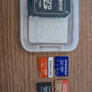 삼성, 샌디스크 마이크로 SD 카드 32GB, 64GB, 256GB 이미지