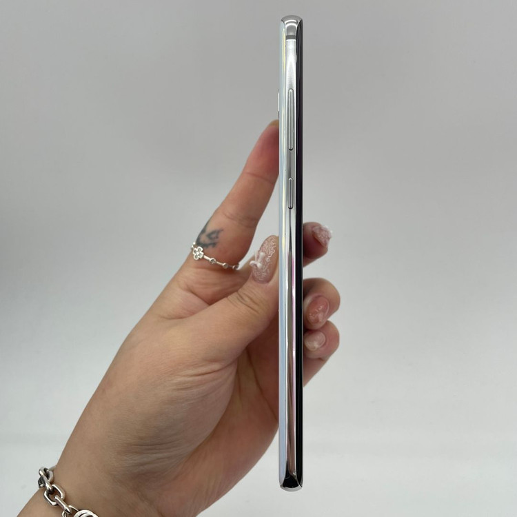 갤럭시10플러스 화이트 128GB 04138 울산중고폰 이미지