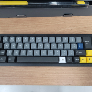 키크론 Q9 Knob Plus MS 올인원 미디어 MN2400 로지텍 K235 미니키보드 IN-BK01 무선 키보드 이미지