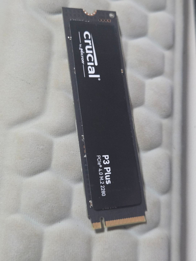 마이크론 크루셜 P3 PLUS M.2 NVMe SSD 1TB 이미지