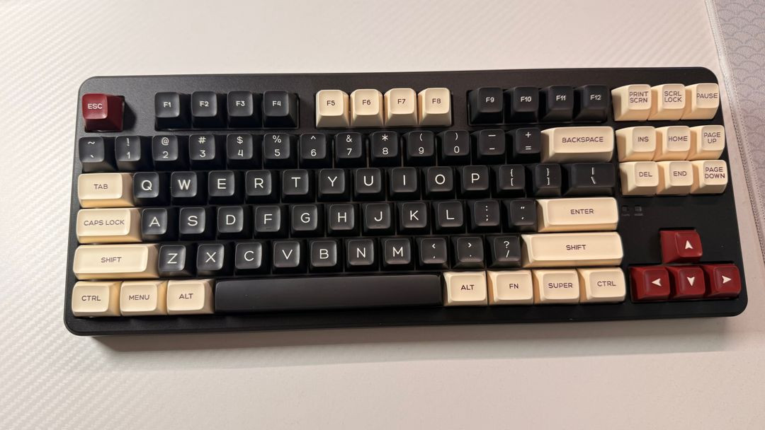 커스텀 기계식 키보드(FL Esports X80) 이미지