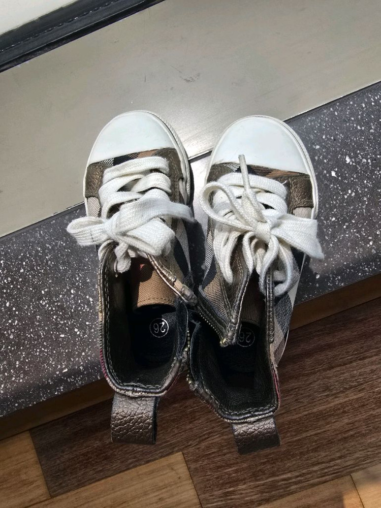 버버리 키즈26사이즈 이미지