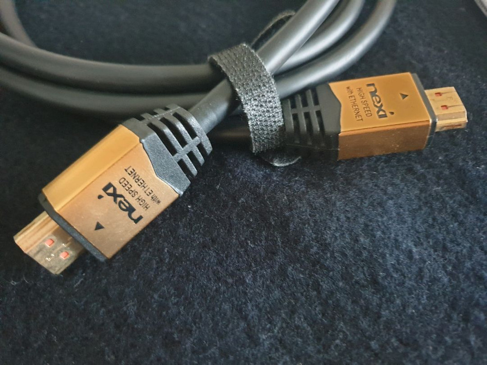 멀티탭 적외선 온도계 온도조절기 hdmi 랜선 케이블 이미지