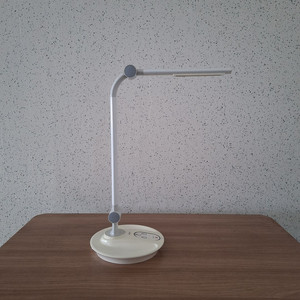 프리즘 LED-3800 스탠드 판매합니다~ 이미지
