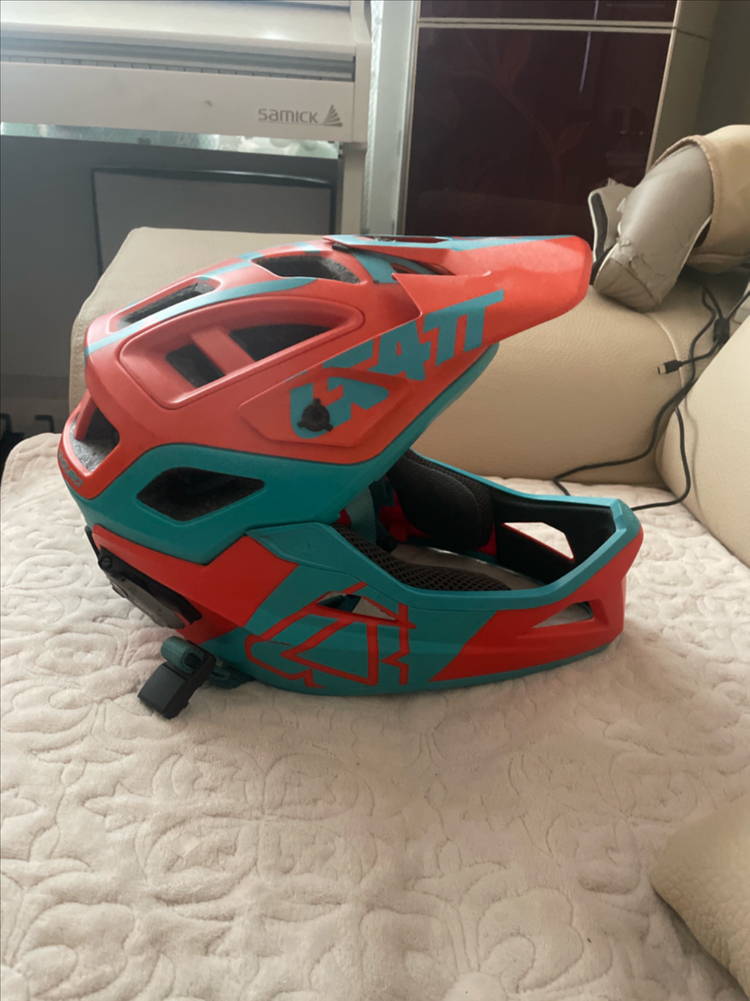 자전거 풀페이스 헬멧 산악용mtb 이미지