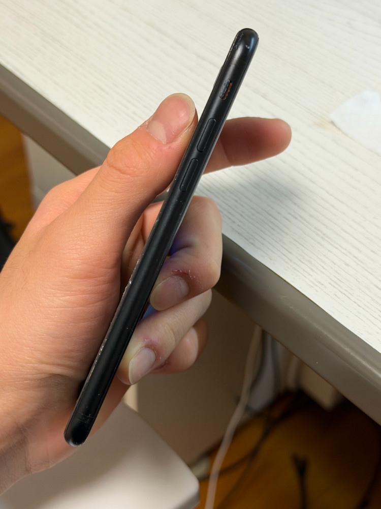 아이폰 se2 블랙 64gb 이미지