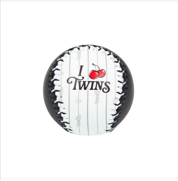 LG트윈스 X 키르시 I love TWINS 콜라보 기념구 이미지